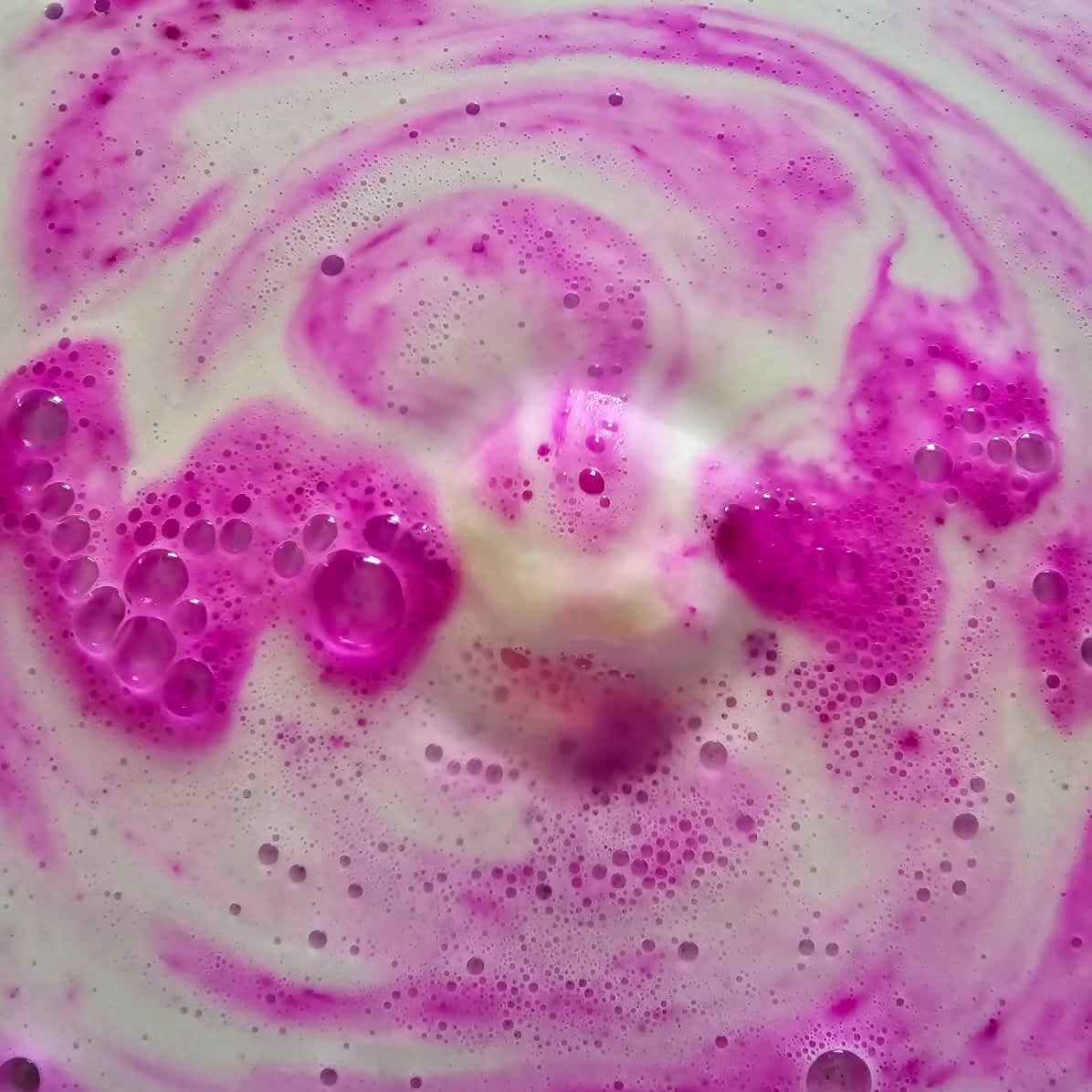 Gardenia Bath Bomb