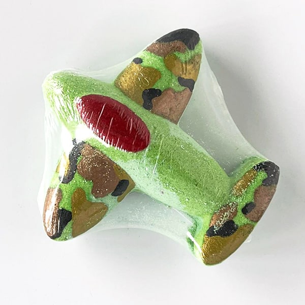 Colorful Airplane Bath Bomb - Elevate your bath bomb experience!