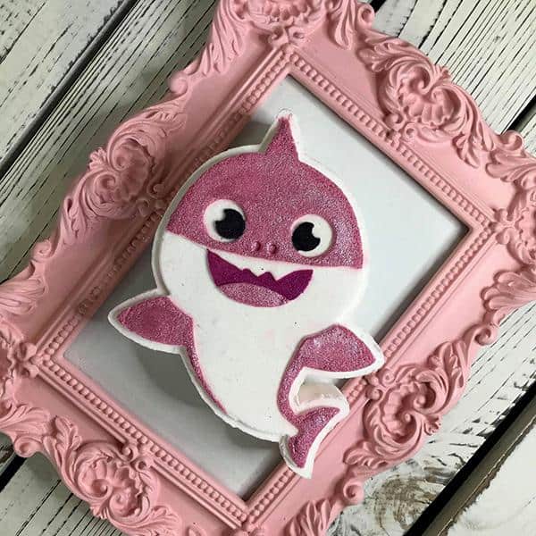 Pink Baby Shark Bath Bomb - Transform your bath into a bubbly ocean adventure with our bath bomb!