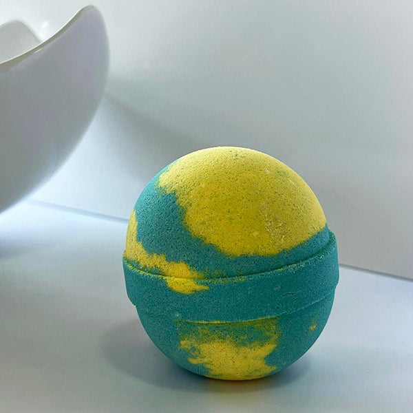 Avobath Bath Bomb: A vibrant and invigorating citrus-scented bath bomb for a luxurious bathing experience.