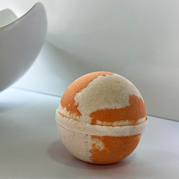 Creamsicle Bath Bomb - Refreshing blend of orange and vanilla for a sweet soak