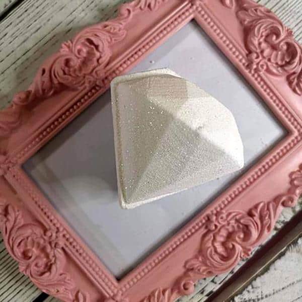 Diamond Shaped Bath Bomb: A Luxurious Self-Care Treat