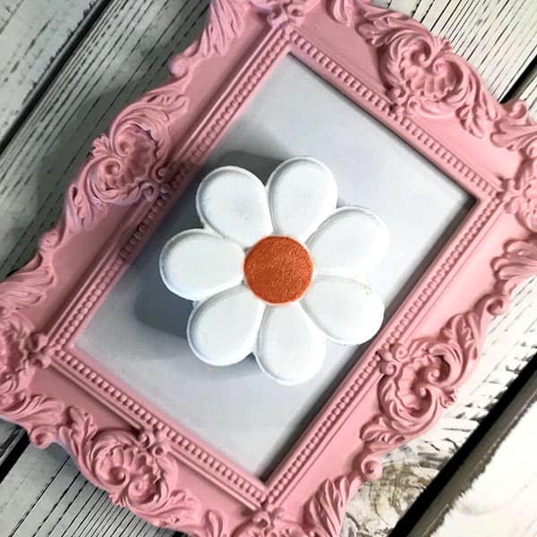 Daisy-shaped bath bomb - Bright Orange